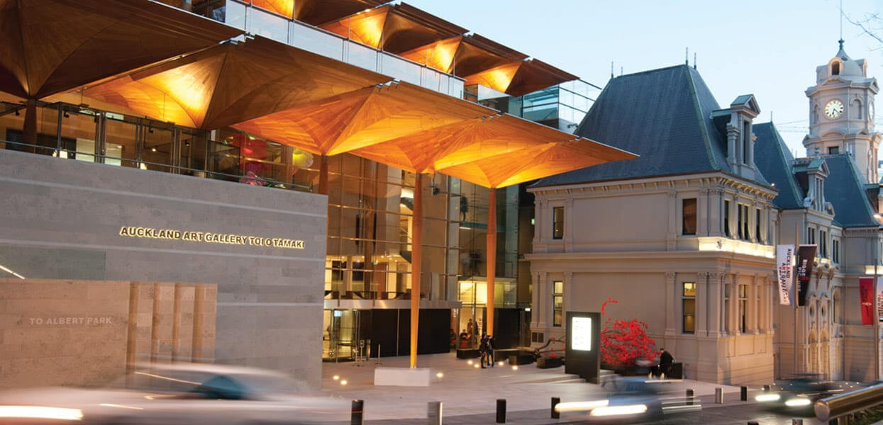 Visit Auckland Art Gallery